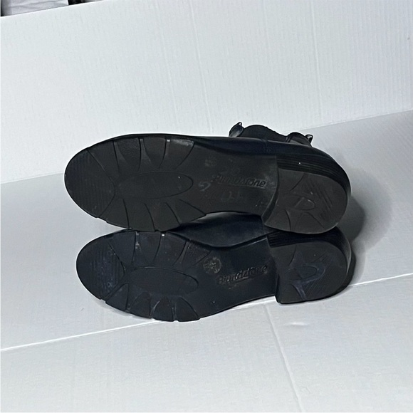 Blundstone Boots Series #1671 - Picture 10 of 16